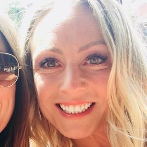 Meet your Posher, Lorraine